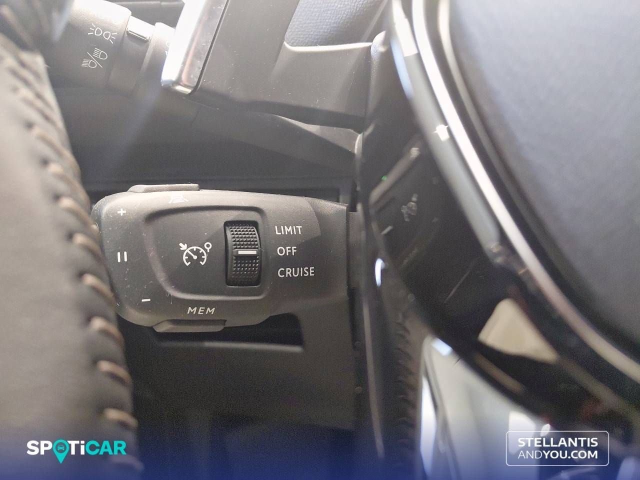Peugeot 3008  180 e-EAT8 Allure Pack - Foto 19