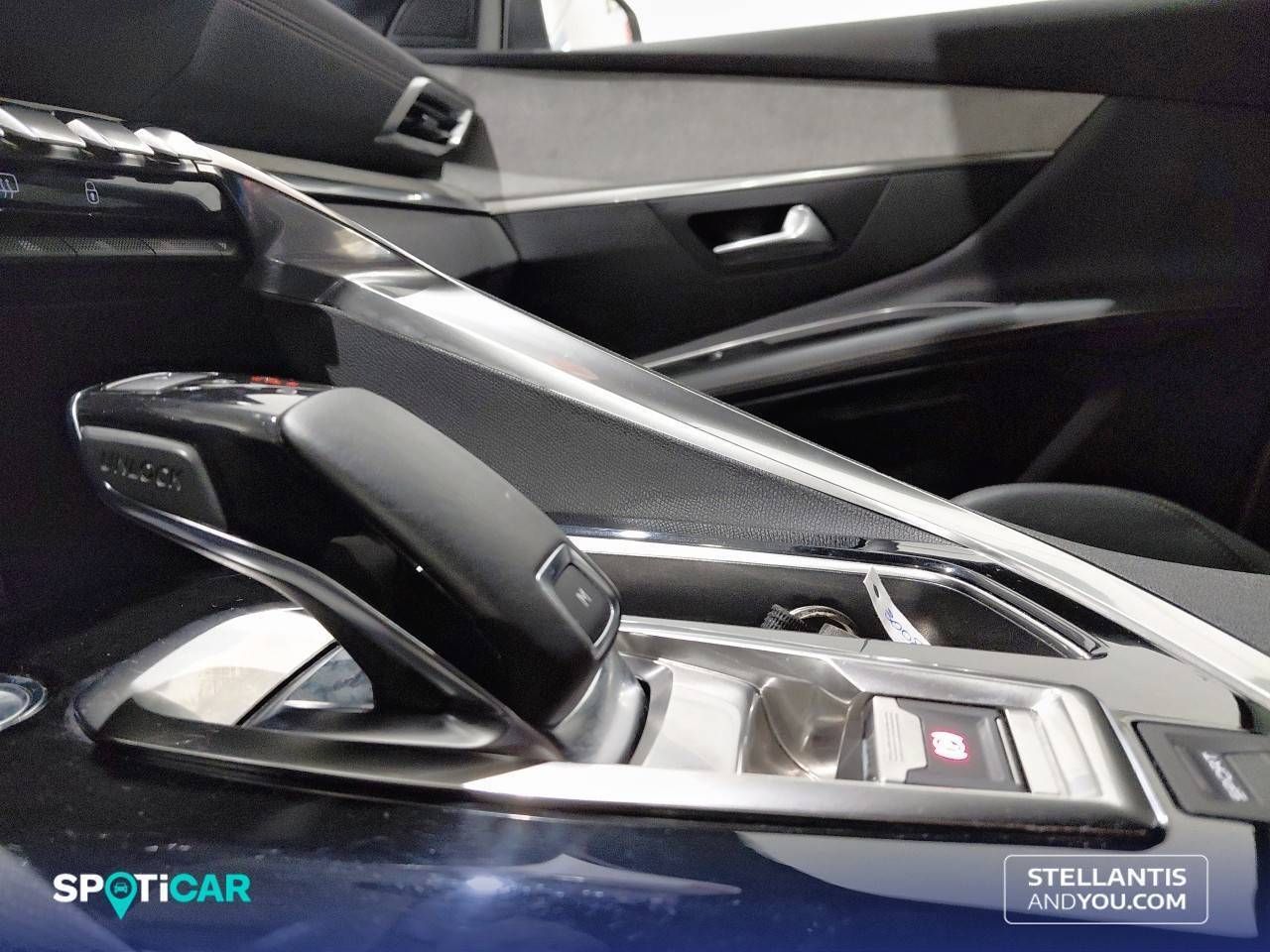 Peugeot 3008  2.0BLUEHDI 133KW (180CV)  AUTO S&S GT - Foto 20