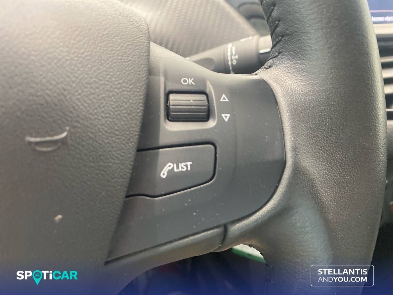 Peugeot 2008   PureTech 110 S&S 6 Vel. MAN Signature - Foto 23