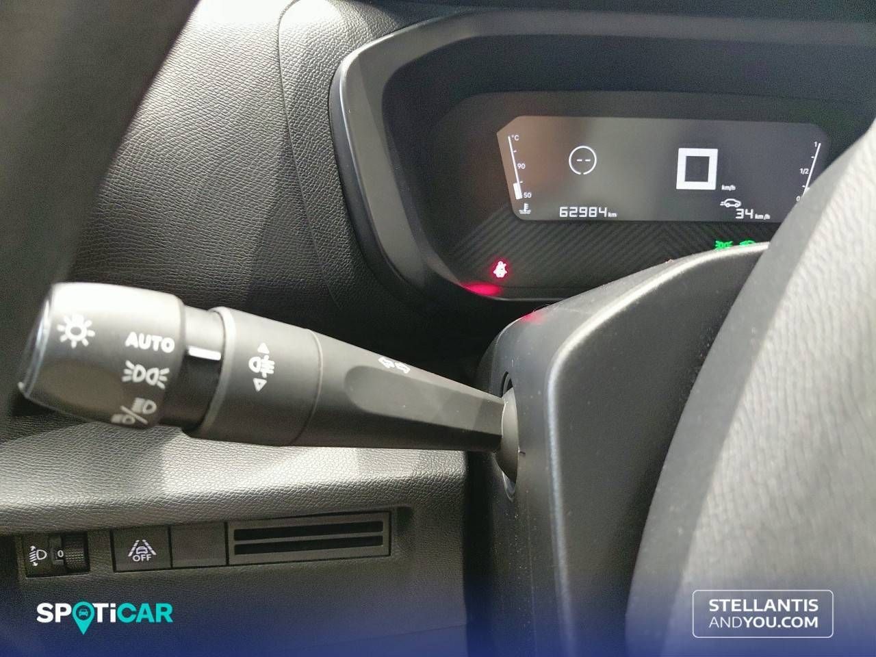 Citroën C4  PureTech 100 S&S 6v Live Pack - Foto 23