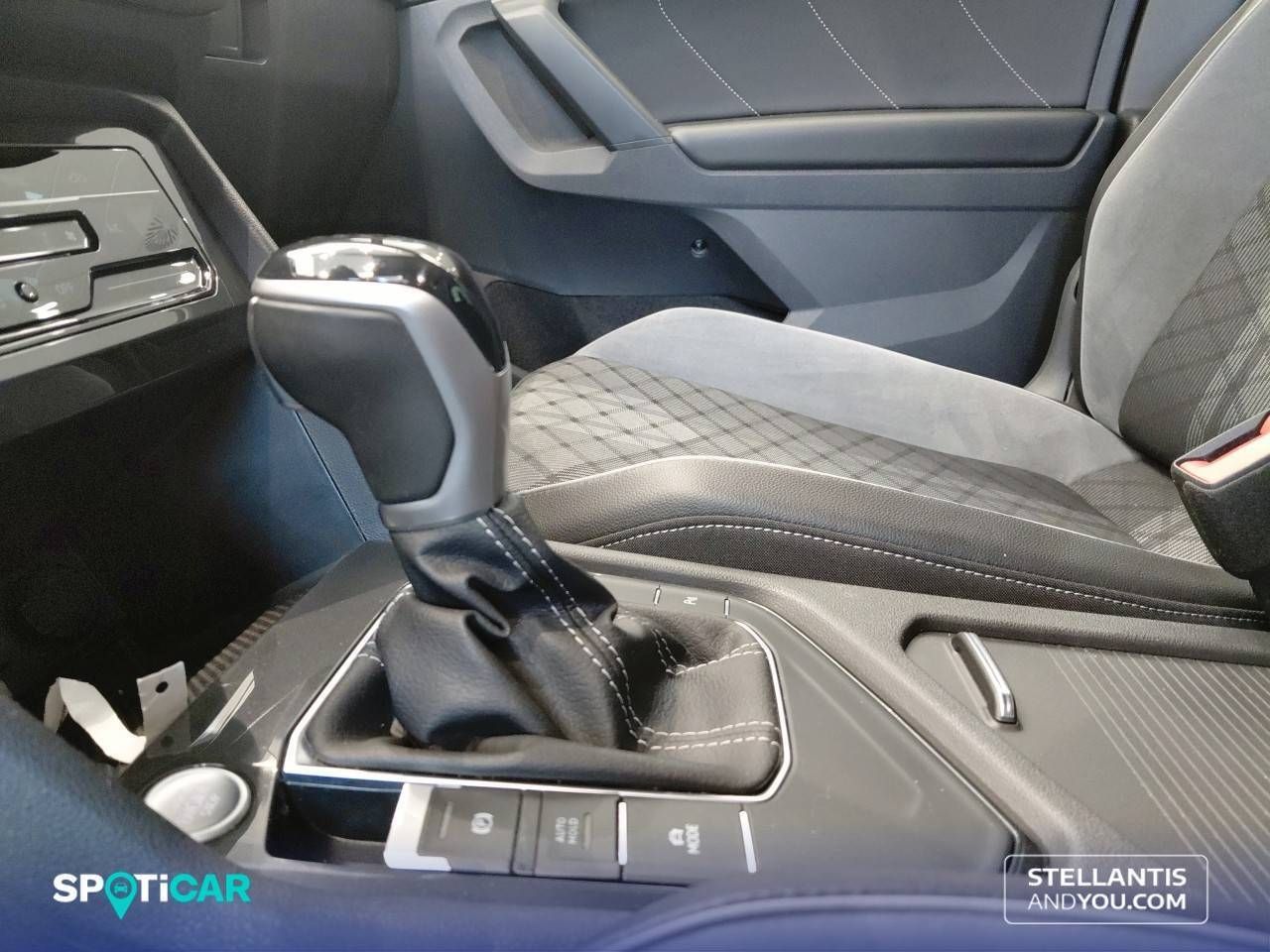 Volkswagen Tiguan   2.0 TDI 110kW (150CV) DSG R-Line - Foto 17