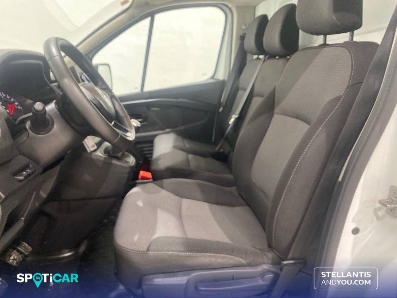Renault Trafic  Furgón L2H1 Blue dCi 96 Kw (130 CV) CUA - - Foto 10