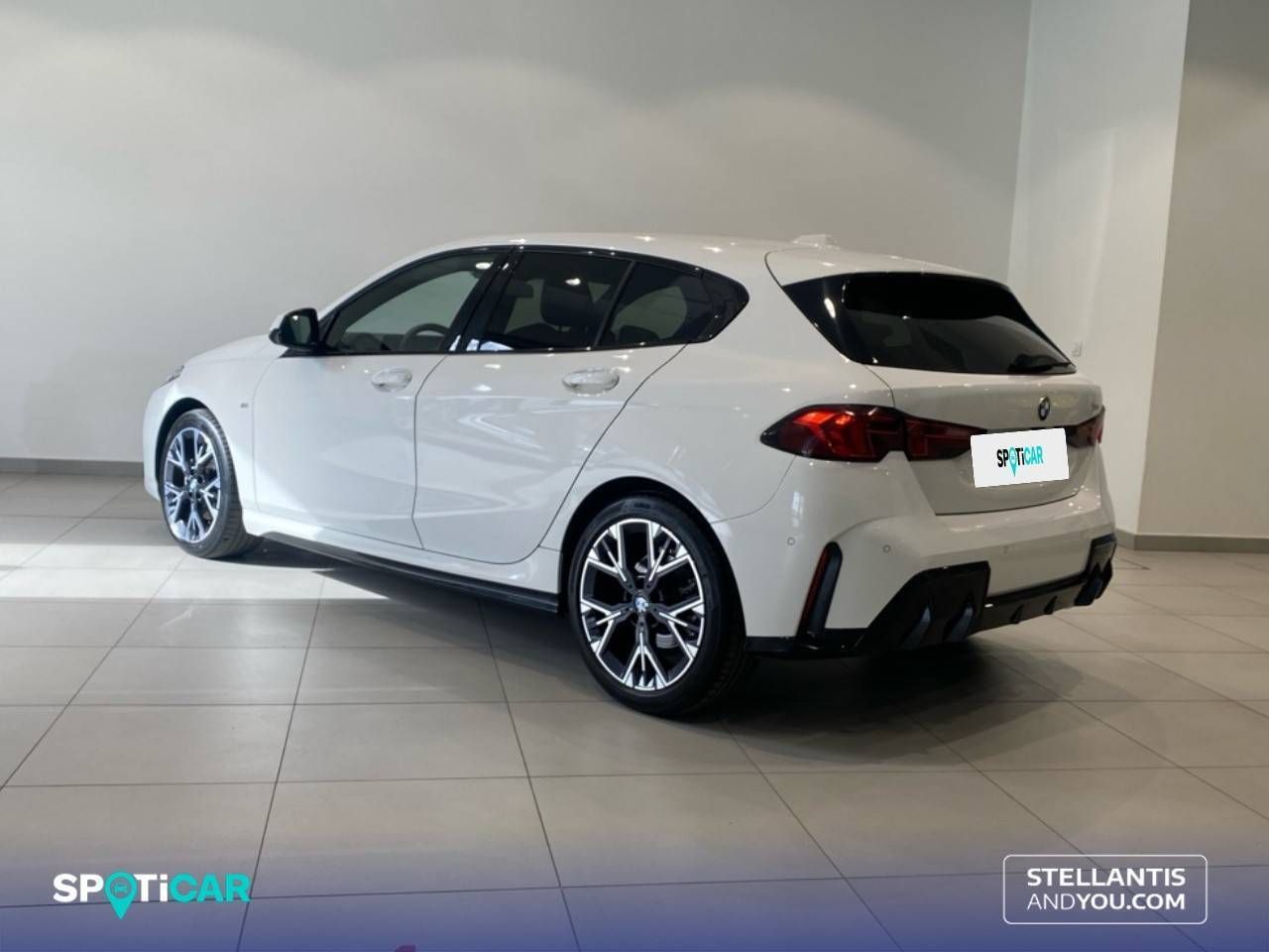 BMW Serie 1  118d - - Foto 8