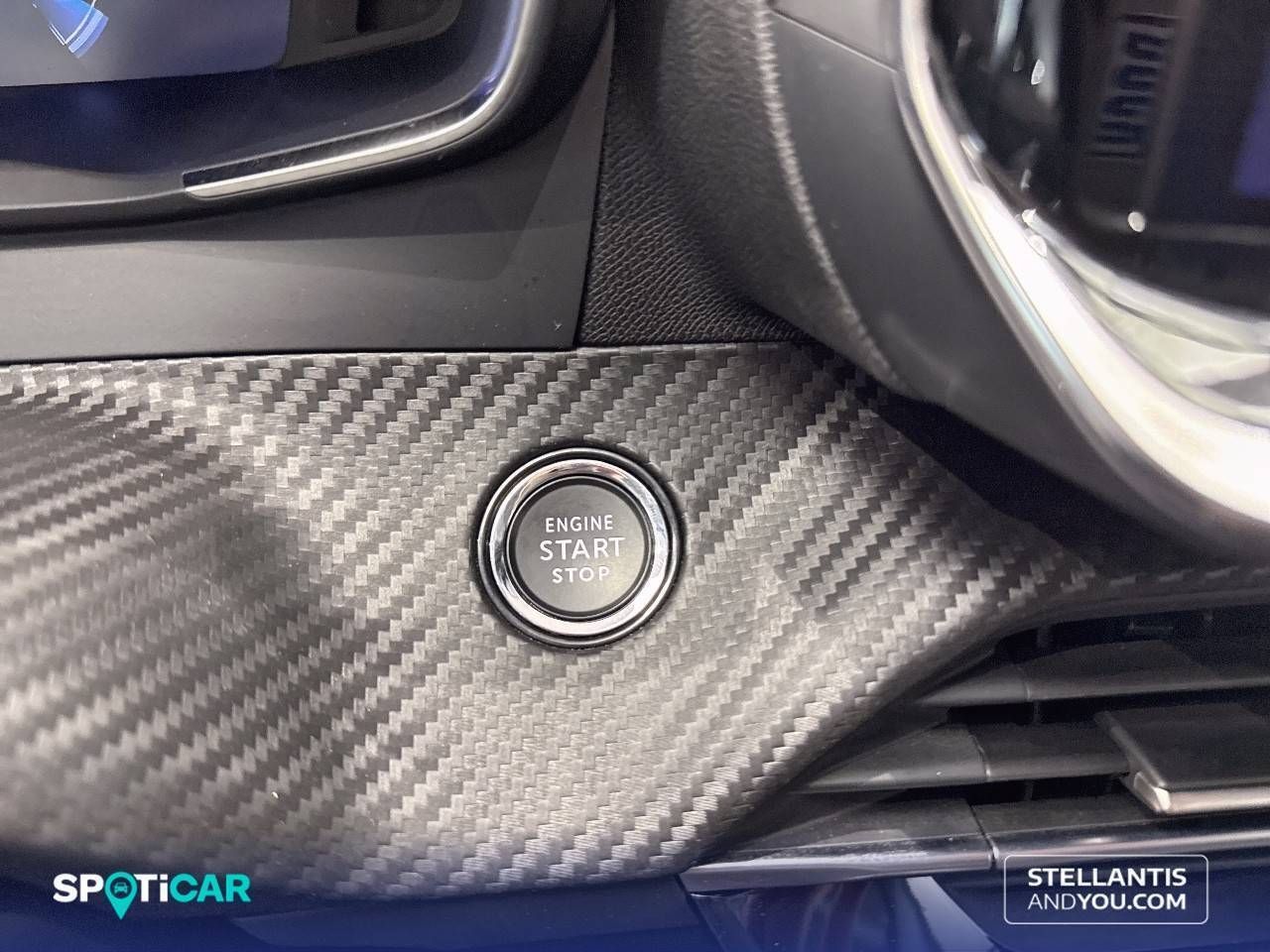 Peugeot 208   Puretech 100 Allure - Foto 16