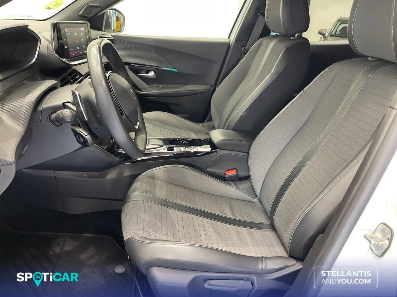 Peugeot 2008   BlueHDI 130 S&S EAT8 Allure - Foto 10