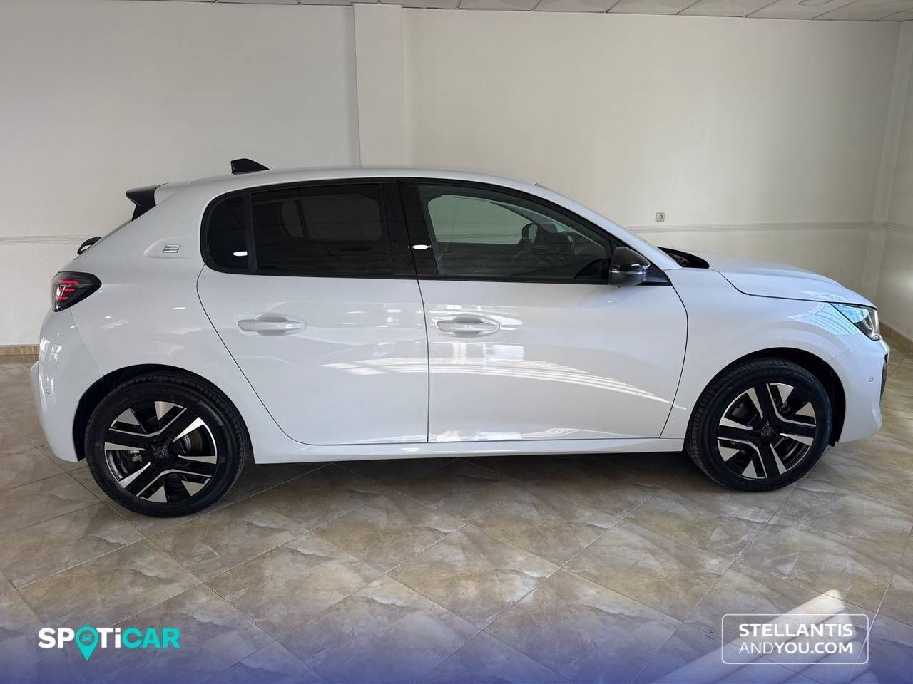 Peugeot 208   Eléctrico 156 (115 Kw) Allure - Foto 5
