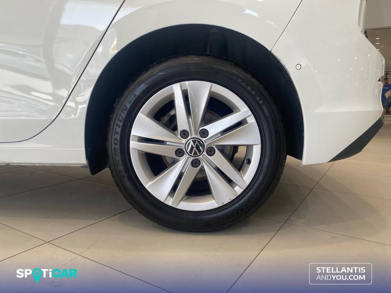 Volkswagen Golf   1.0 TSI 81kW (110CV) Life - Foto 12