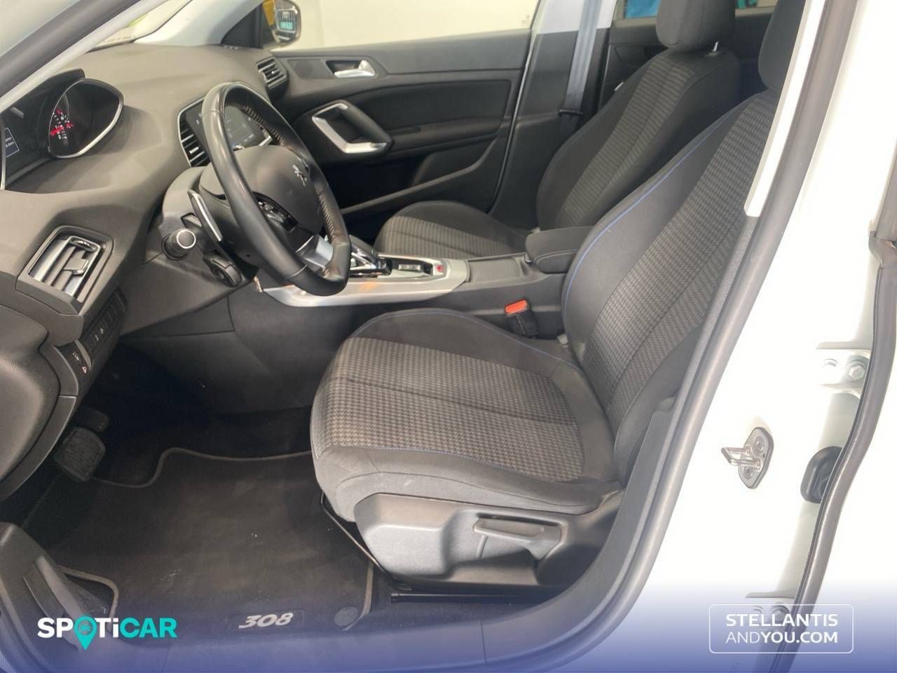 Peugeot 308  5p  PureTech 130 S&S EAT8 Style - Foto 10