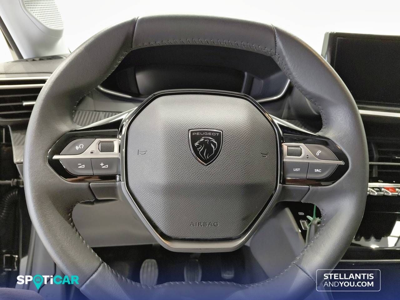 Peugeot 208   Puretech 100 Allure - Foto 14