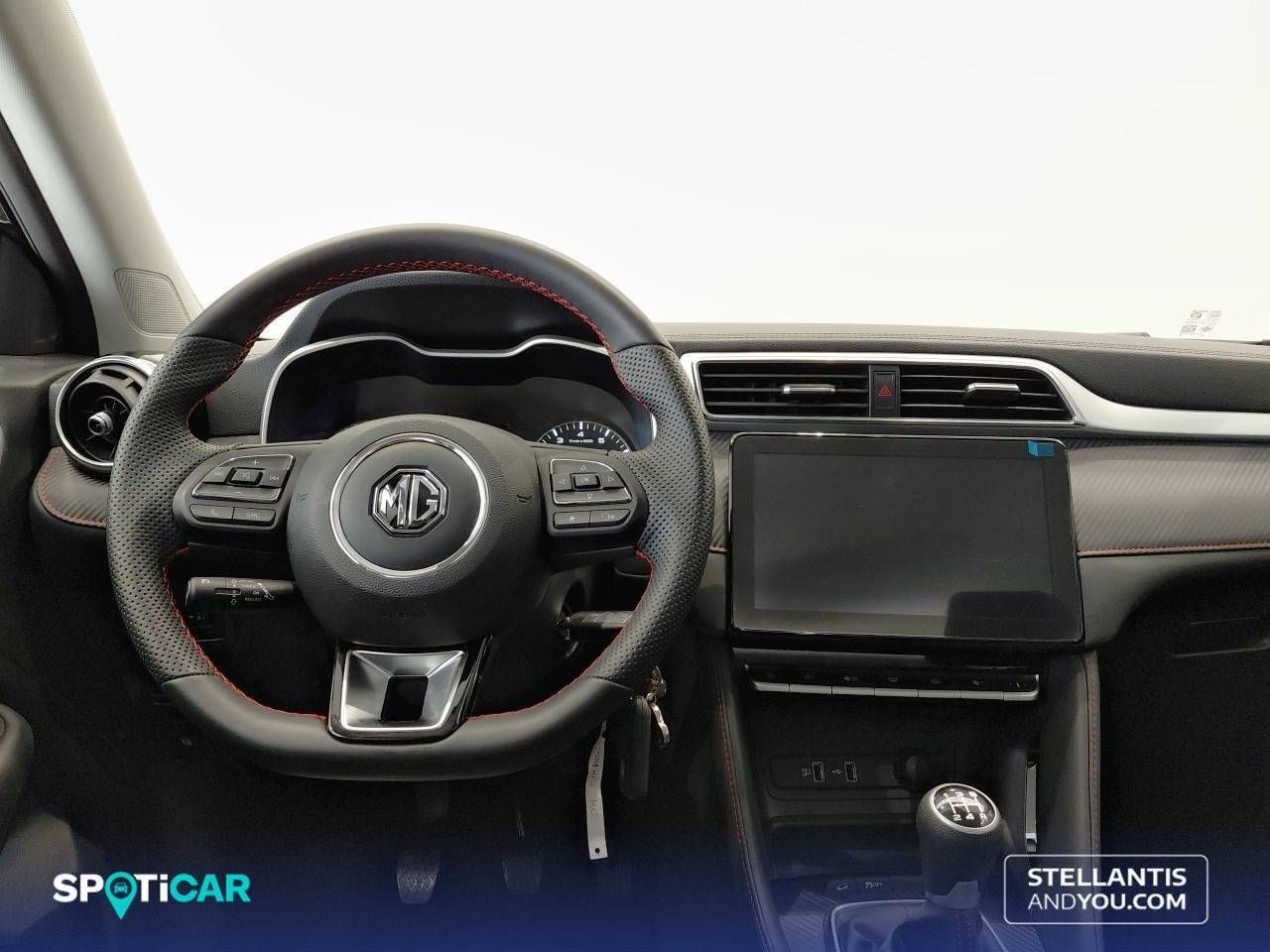 MG ZS  1.5 Comfort - Foto 9