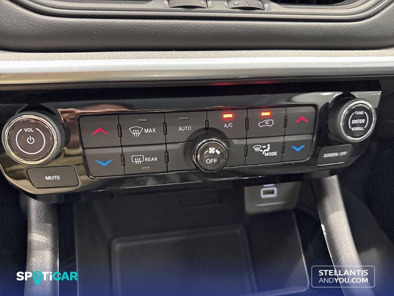 Jeep Compass  1.6 Mjet 96kW (130cv)  FWD Limited - Foto 19