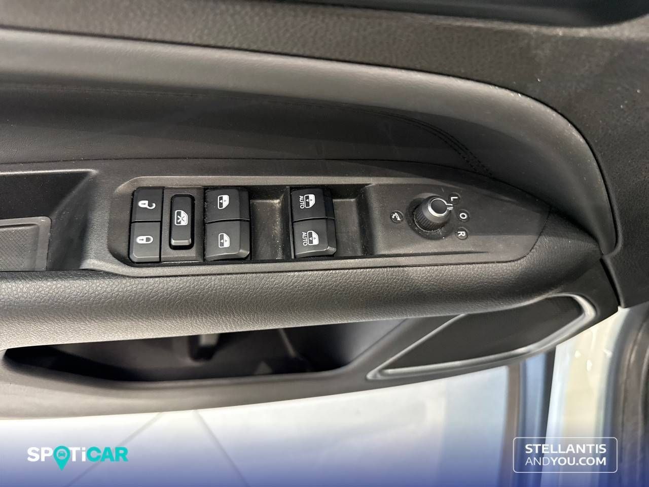 Jeep Compass  1.6 Mjet 96kW (130cv)  FWD Limited - Foto 13