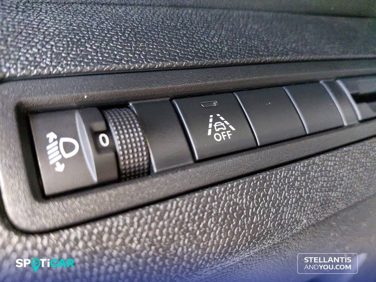 Peugeot 3008  1.5 BlueHDi 96kW (130CV) S&S  EAT8 Allure - Foto 15