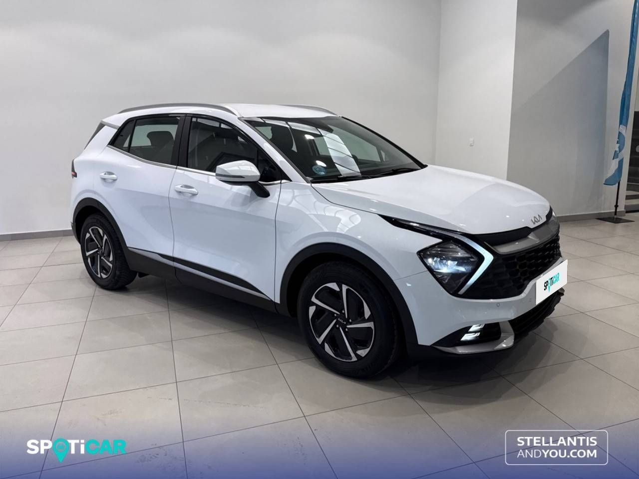 Kia Sportage  1.6 CRDi MHEV 100kW (136CV)  4x4 Business - Foto 4