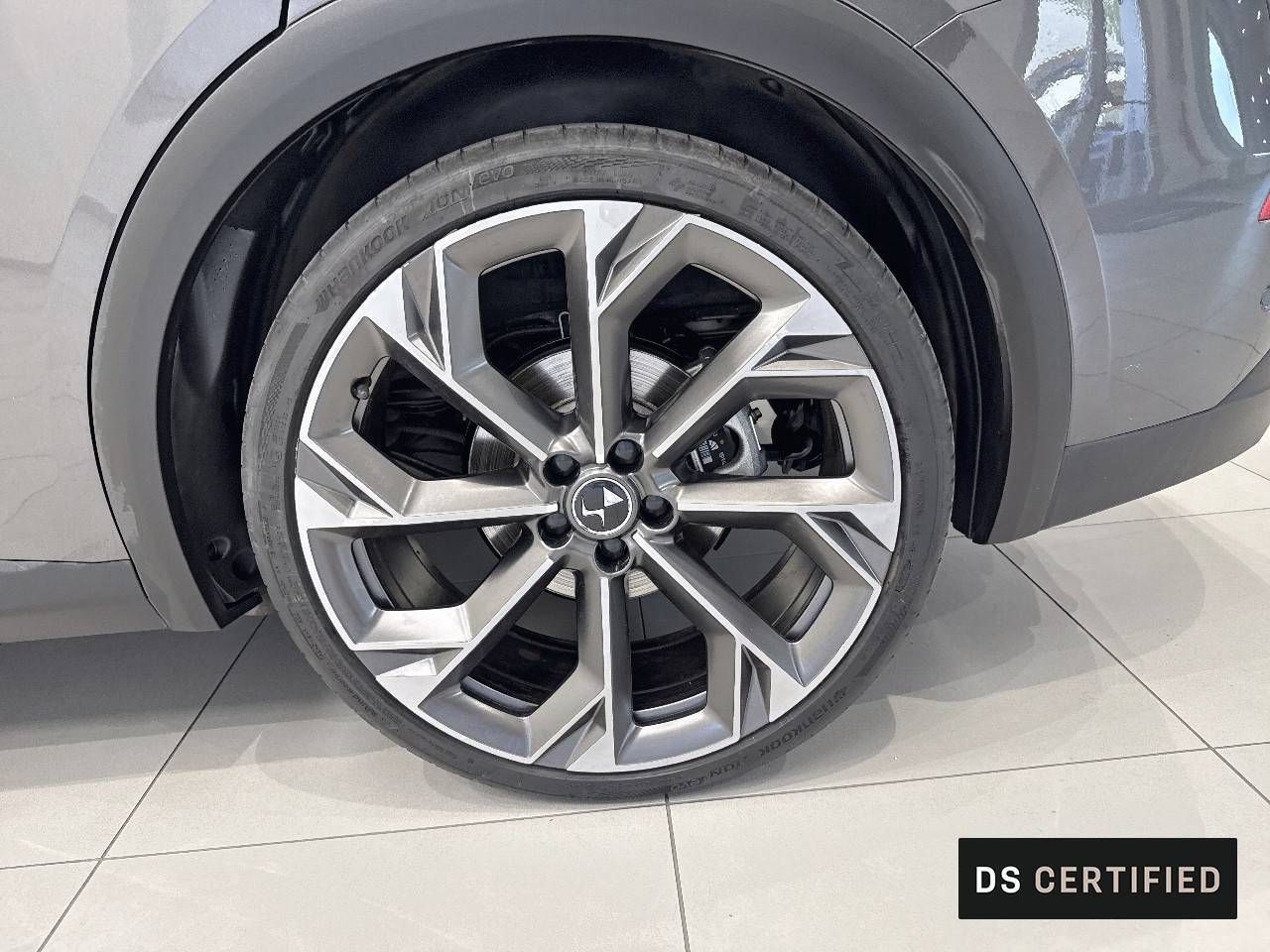 DS DS 7  E-TENSE 4x4 360 LA PREMIERE - Foto 12