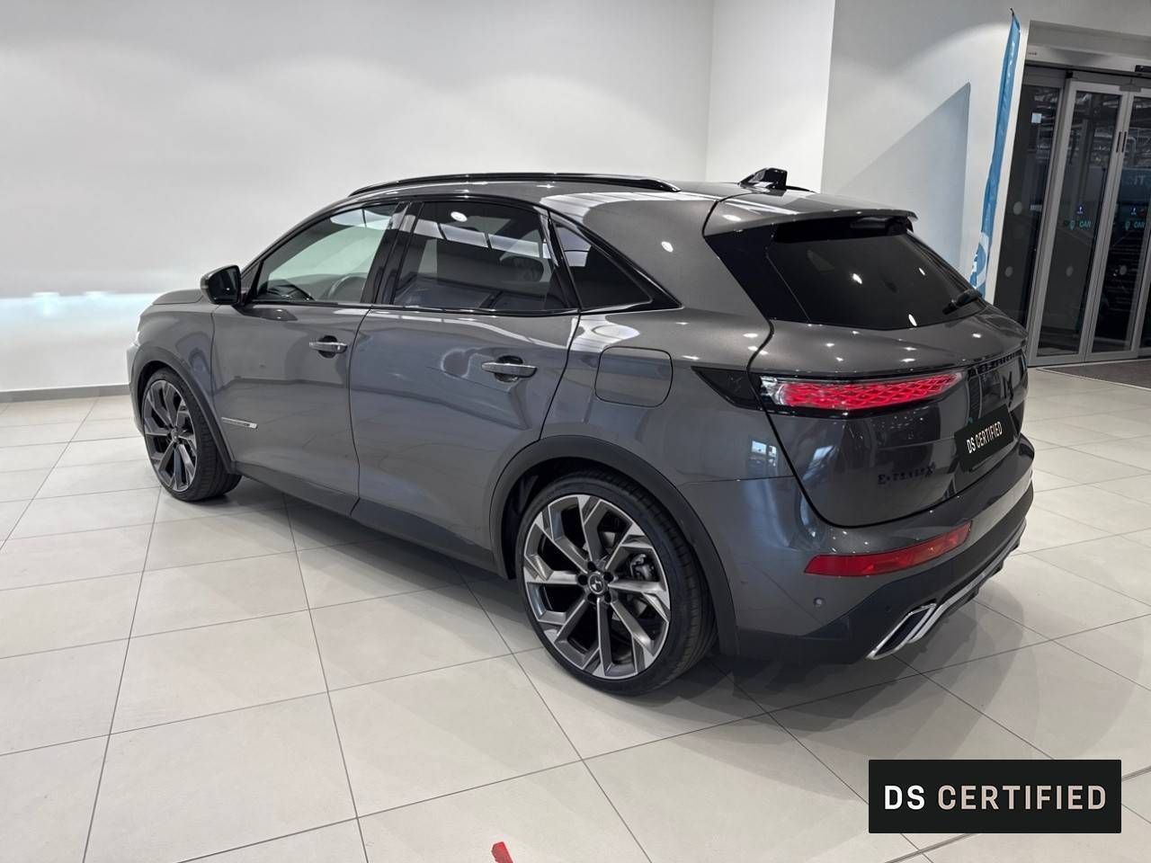 DS DS 7  E-TENSE 4x4 360 LA PREMIERE - Foto 8