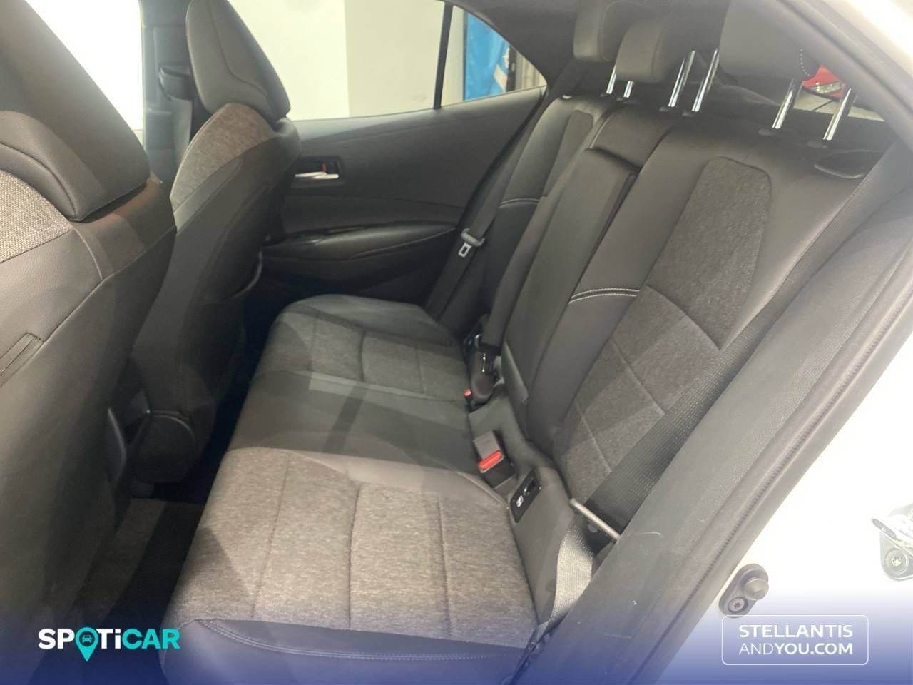 Toyota Corolla  2.0 180H  E-CVT TOURING SPORT Style - Foto 11