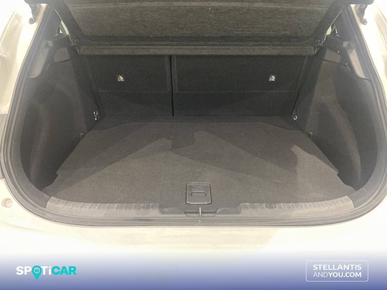 Toyota Corolla  2.0 180H  E-CVT TOURING SPORT Style - Foto 7