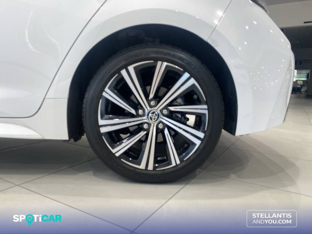 Toyota Corolla  2.0 180H  E-CVT TOURING SPORT Style - Foto 12