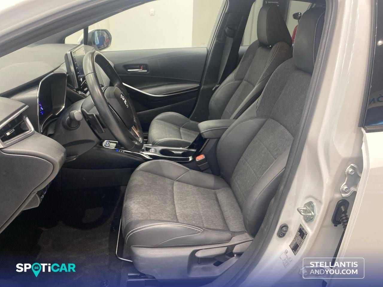 Toyota Corolla  2.0 180H  E-CVT TOURING SPORT Style - Foto 10