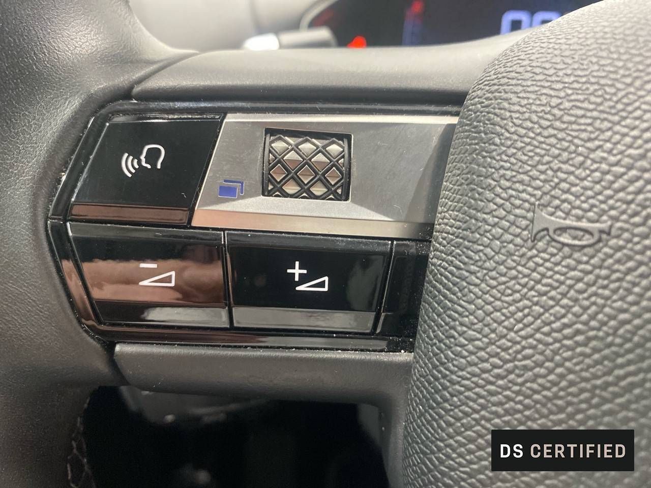 DS DS 3  PureTech 96 kW Automático Rivoli - Foto 24
