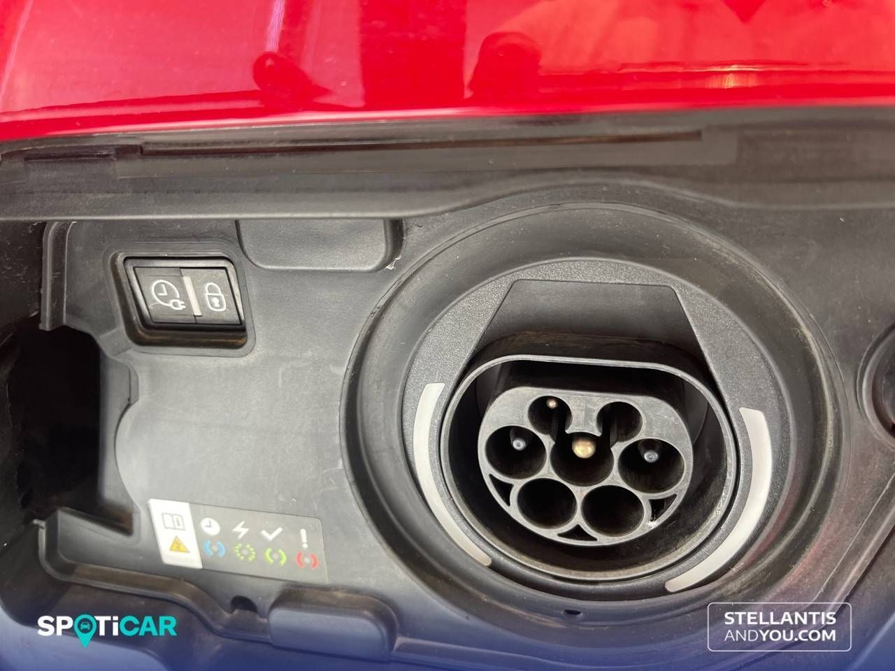 Peugeot 3008  225 e-EAT8 Allure - Foto 13