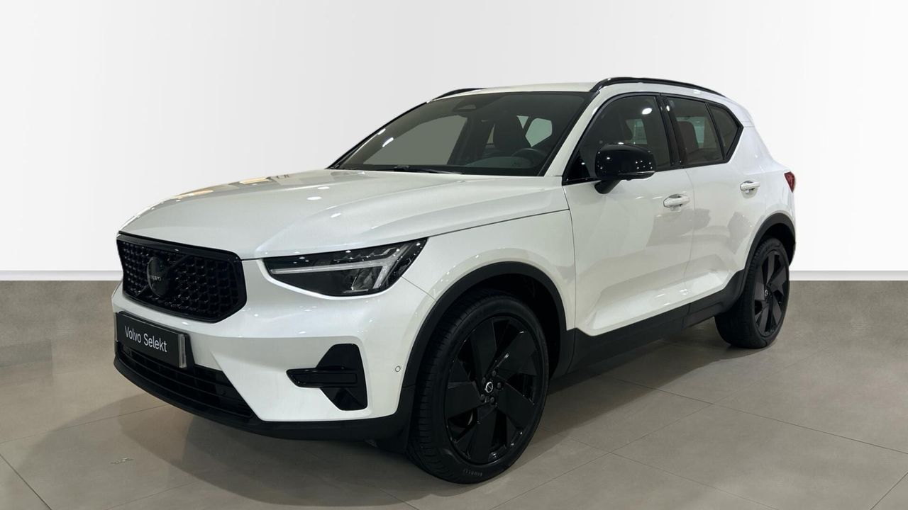 Volvo XC40 XC40 Black Edition Plus, B3 Mild hybrid, Gasolina