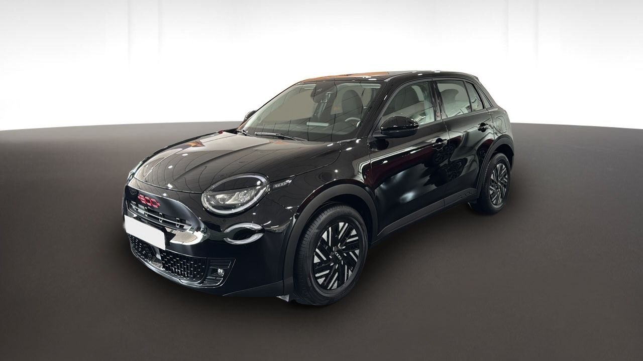 Fiat 600 115kw 54kwh red