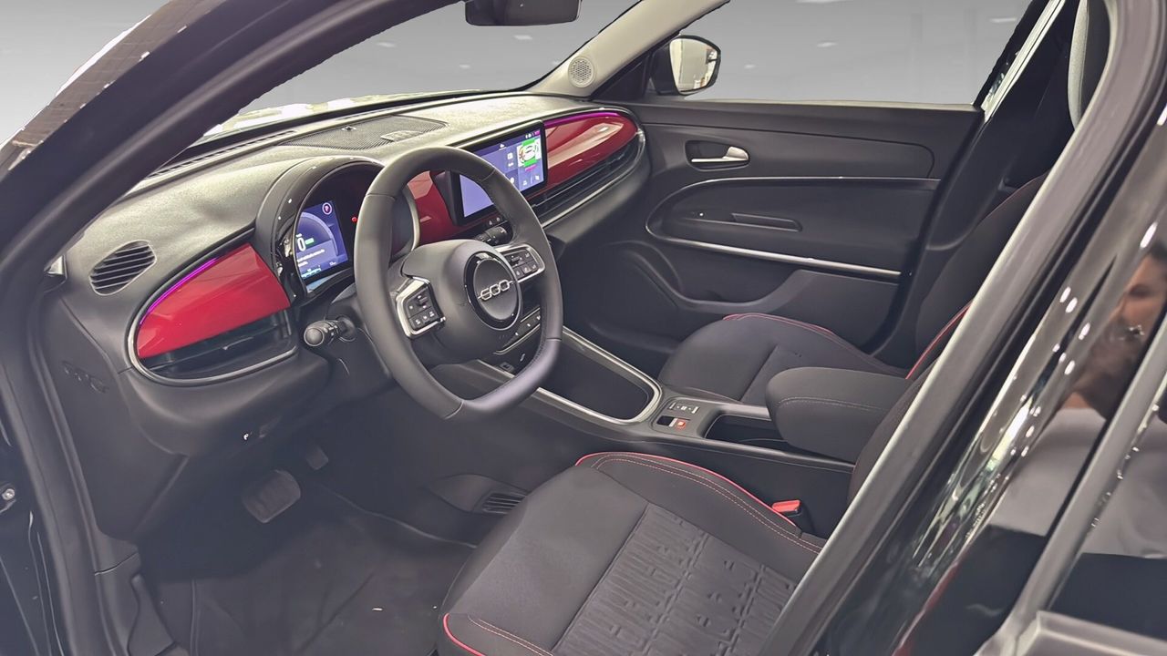 Fiat 600 115kw 54kwh red - foto 8