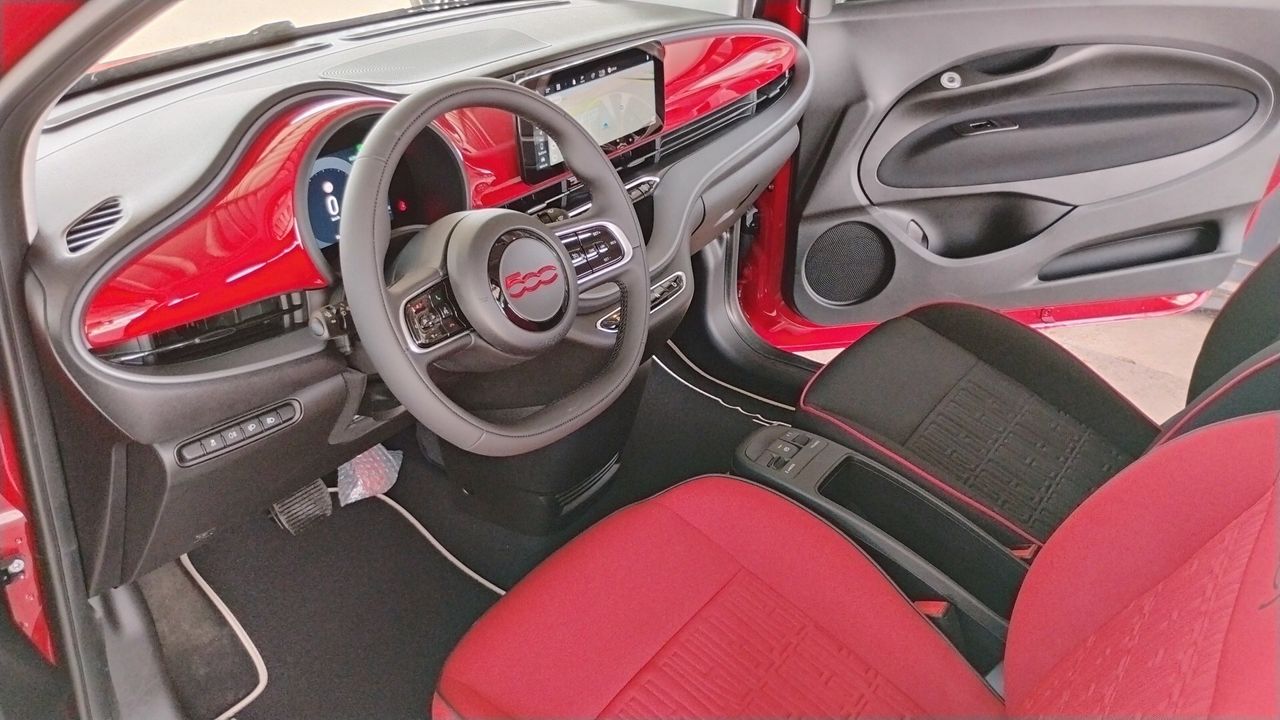 Fiat 500 500e 87kw red - foto 7
