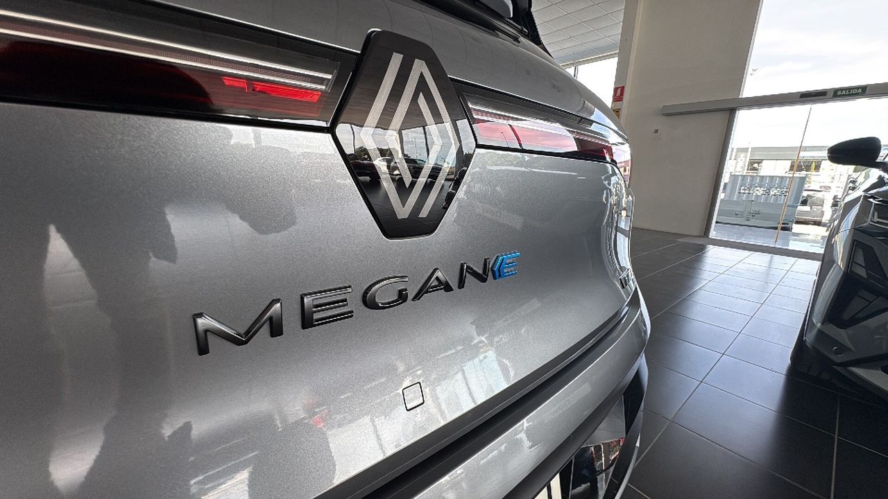 Renault Megane e-tech esprit alpine autonomia confort 160kw - foto 7