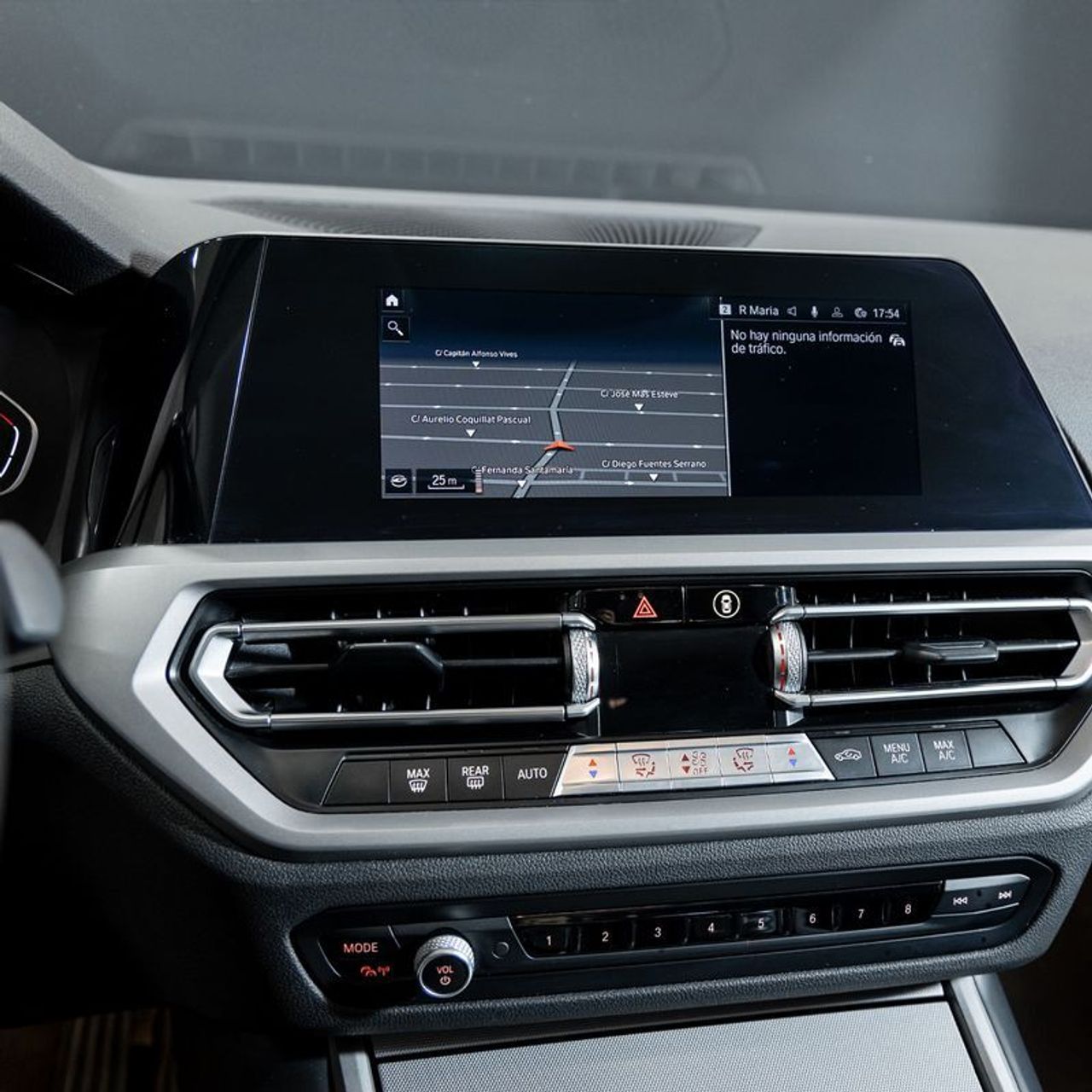 BMW Serie 3 318d Auto. - foto 13