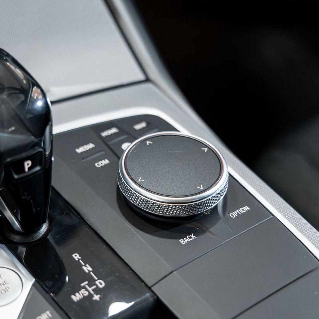 BMW Serie 3 318d Auto. - foto 16