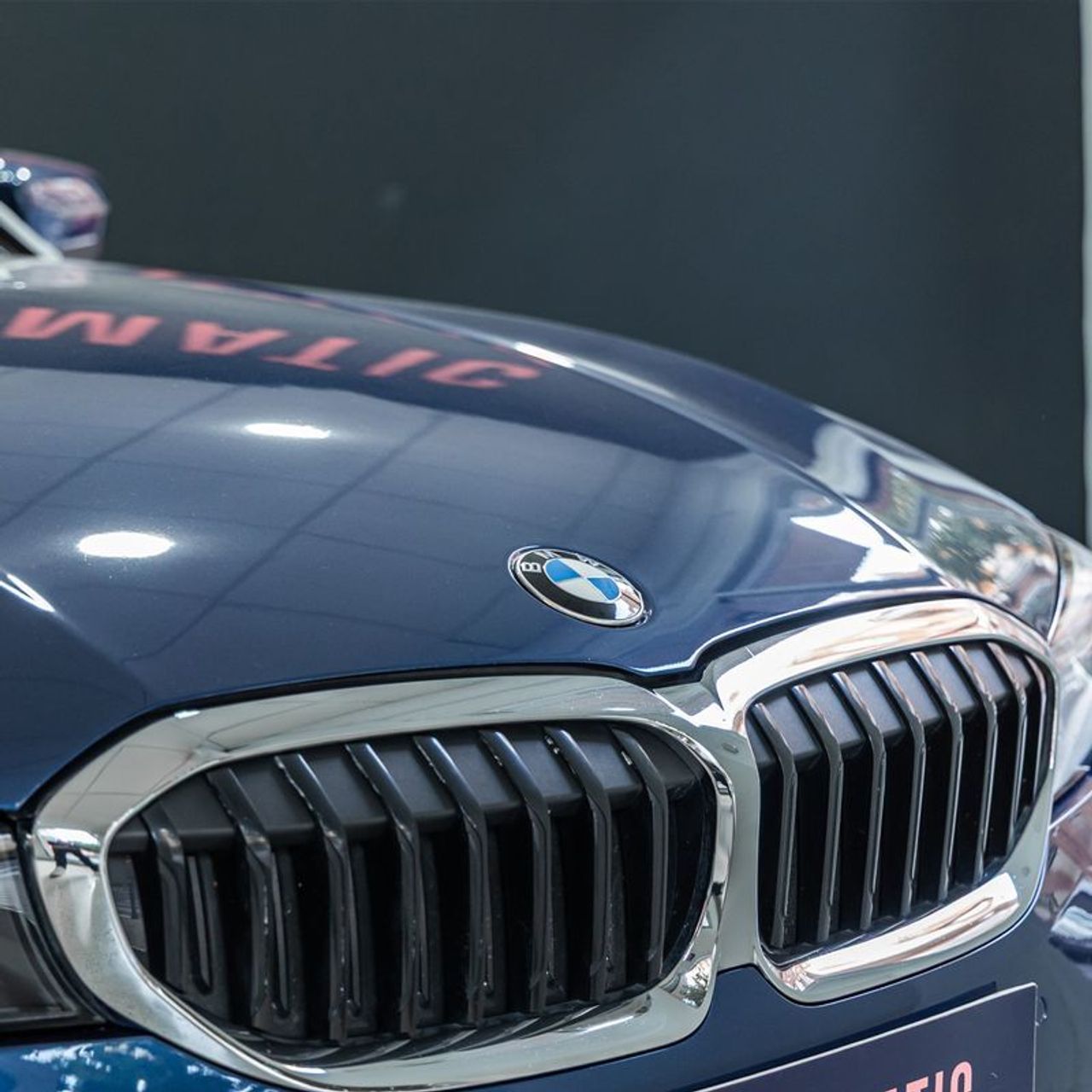 BMW Serie 3 318d Auto. - foto 2