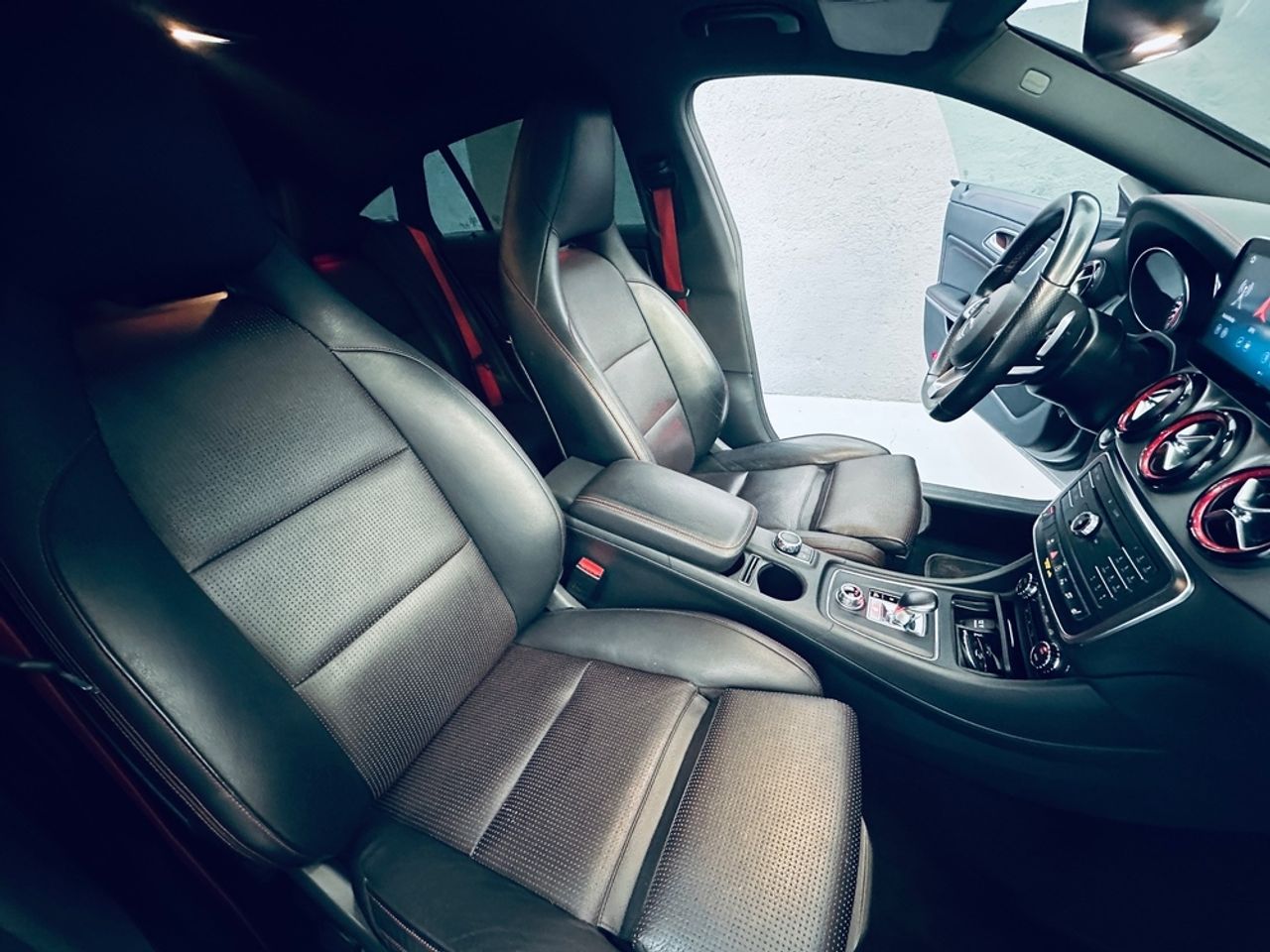 Mercedes CLA CLA 45 AMG 4Matic (117.952) - foto 23