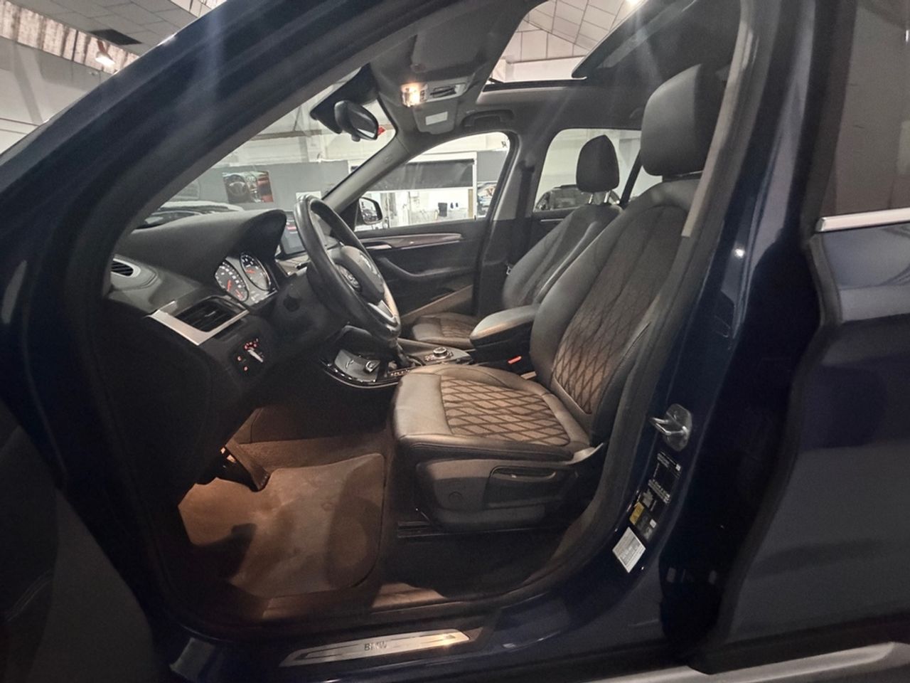 BMW Serie 1 xDrive 25e - foto 24