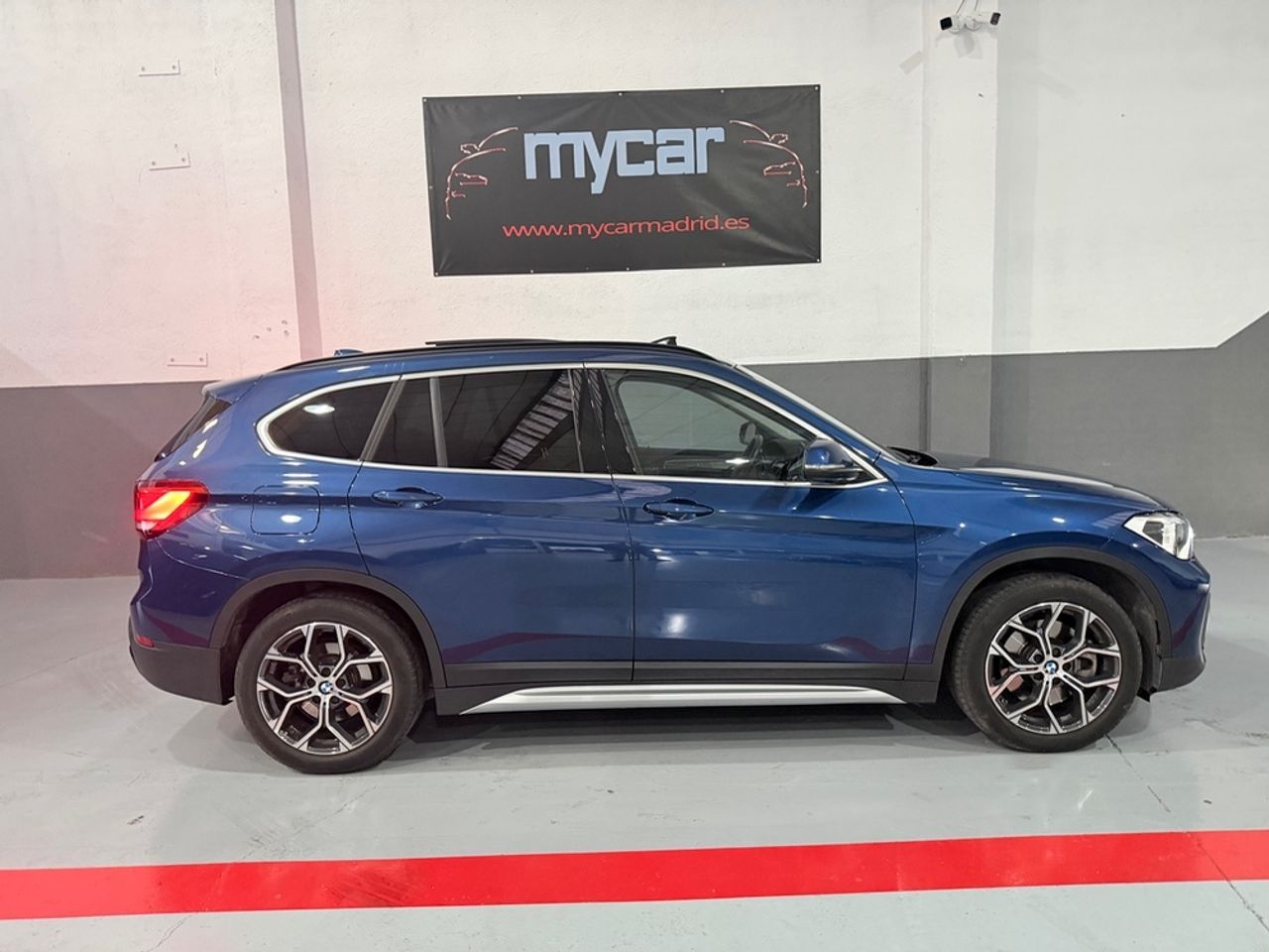 BMW Serie 1 xDrive 25e - foto 12