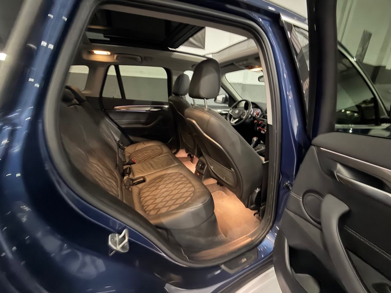 BMW Serie 1 xDrive 25e - foto 17