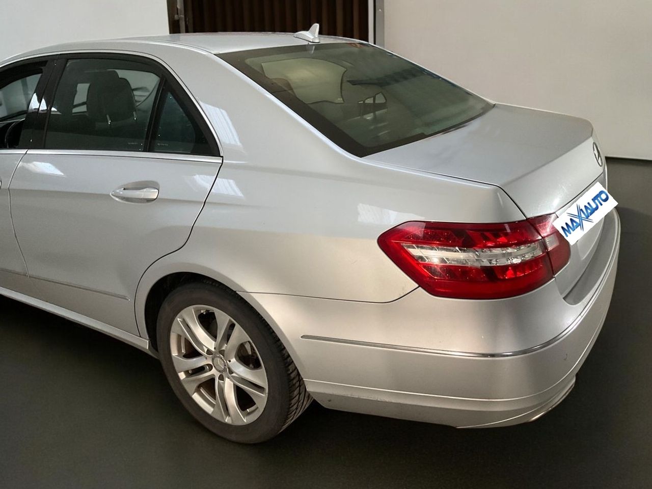 mercedes clase e 2012 / foto grande (3)