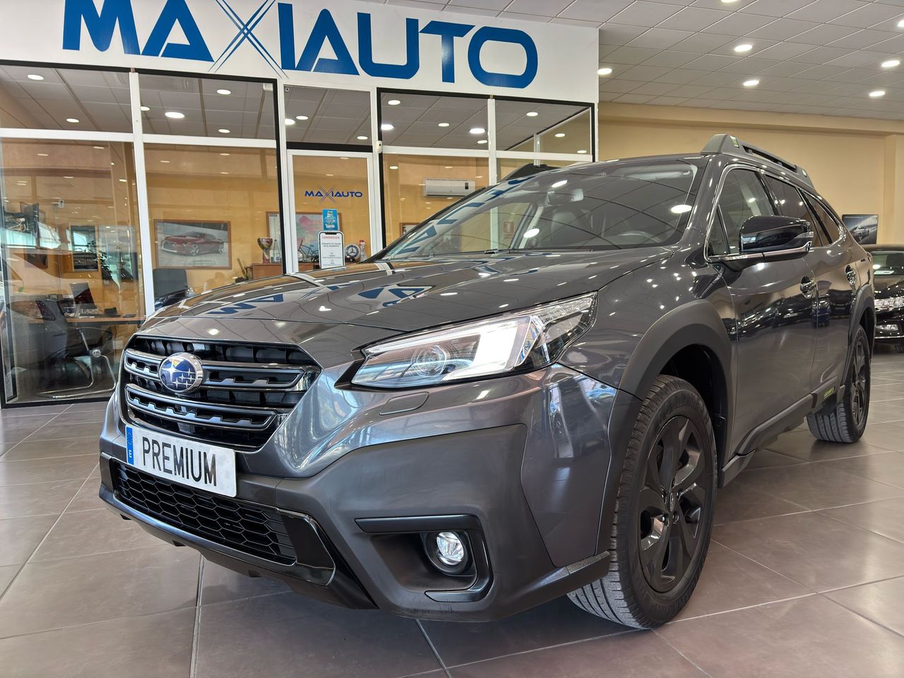 Textos personalizados  de segunda mano - subaru outback 2022 /