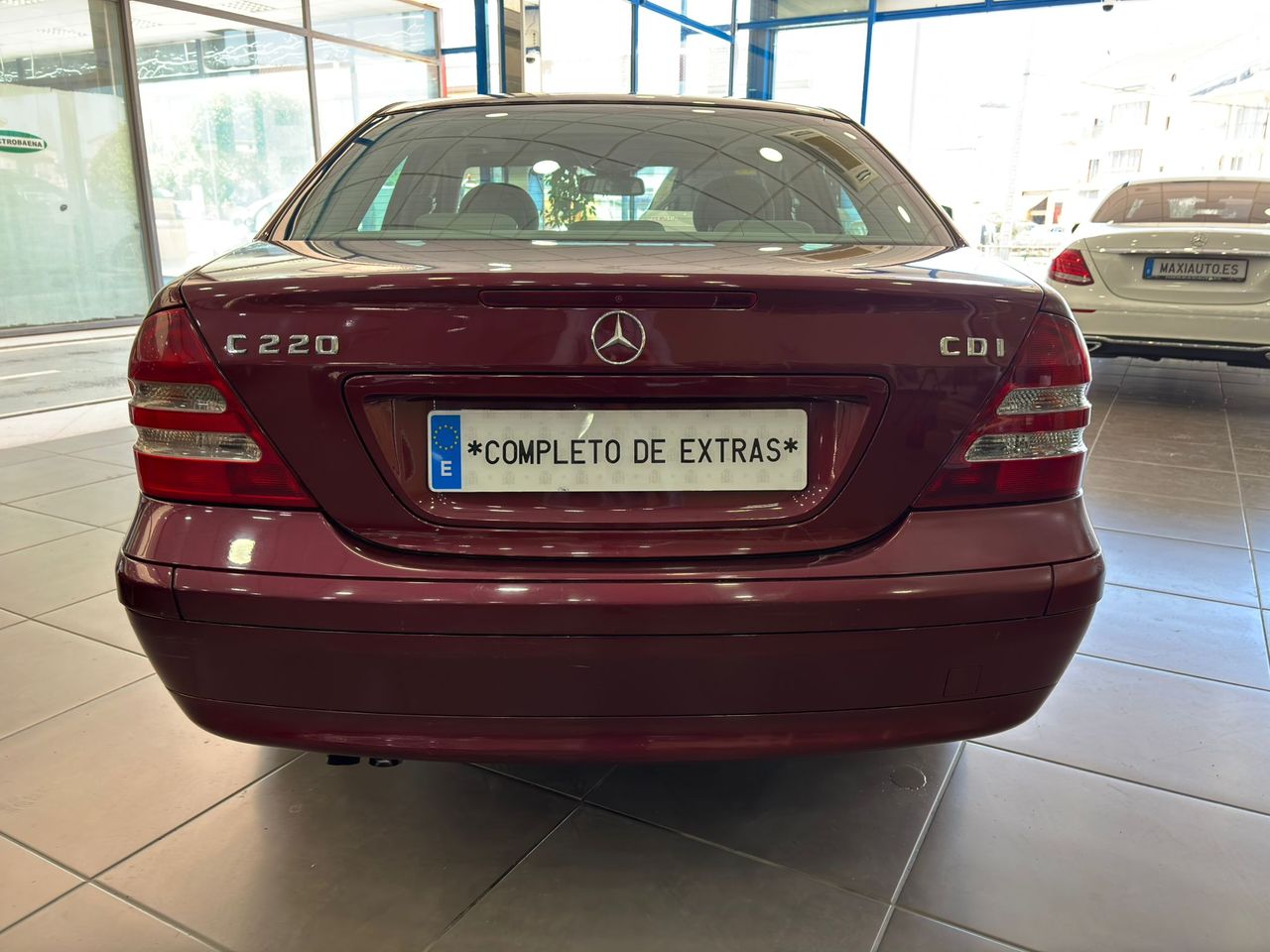 mercedes clase c 2000 / foto grande (3)