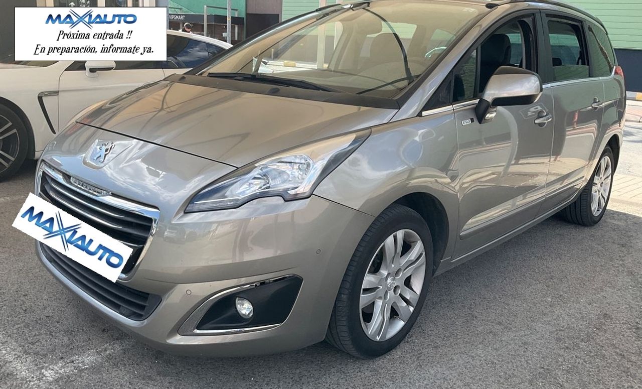 peugeot 5008 2016 /