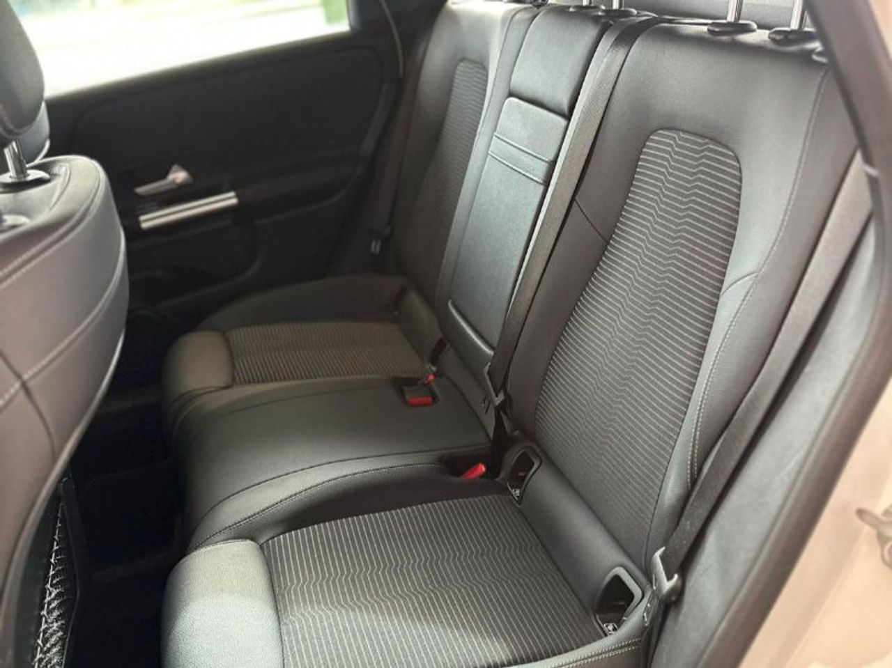 Mercedes Clase B B 200 d - foto 15