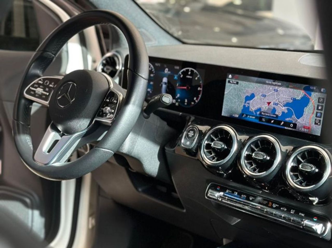 Mercedes Clase B B 200 d - foto 18