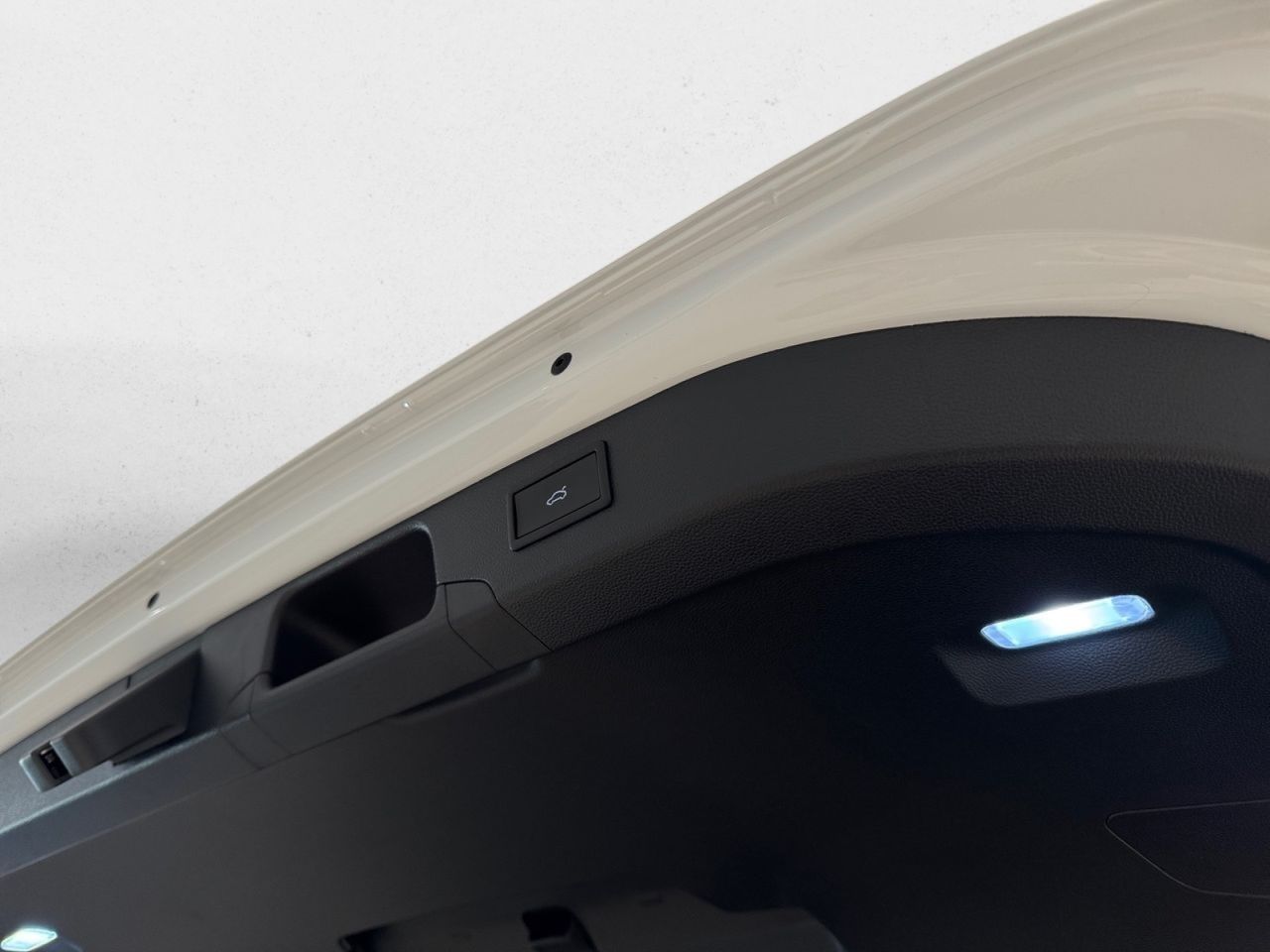 Skoda Superb Combi 1.5 TSI iV P-HEV DSG Selection - foto 18