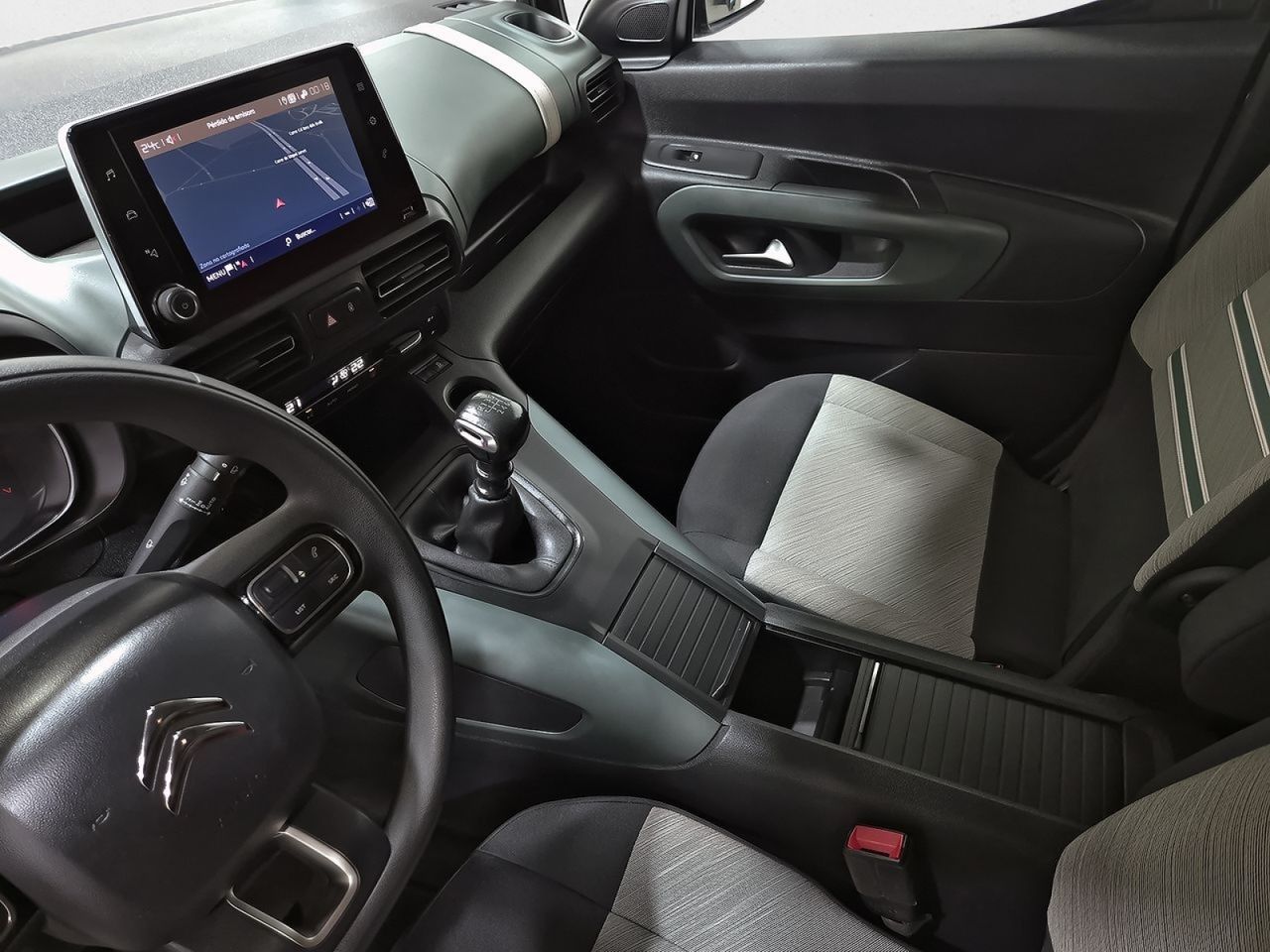 Citroën Berlingo Talla M BlueHDi 130 S&S 6v SHINE - foto 27