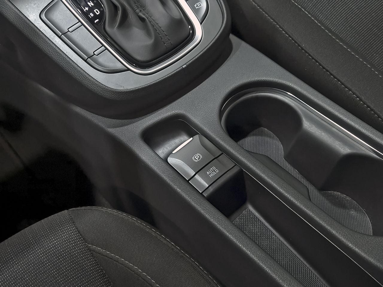 Hyundai Kona 1.6 GDI HEV Tecno 2C DCT - foto 36