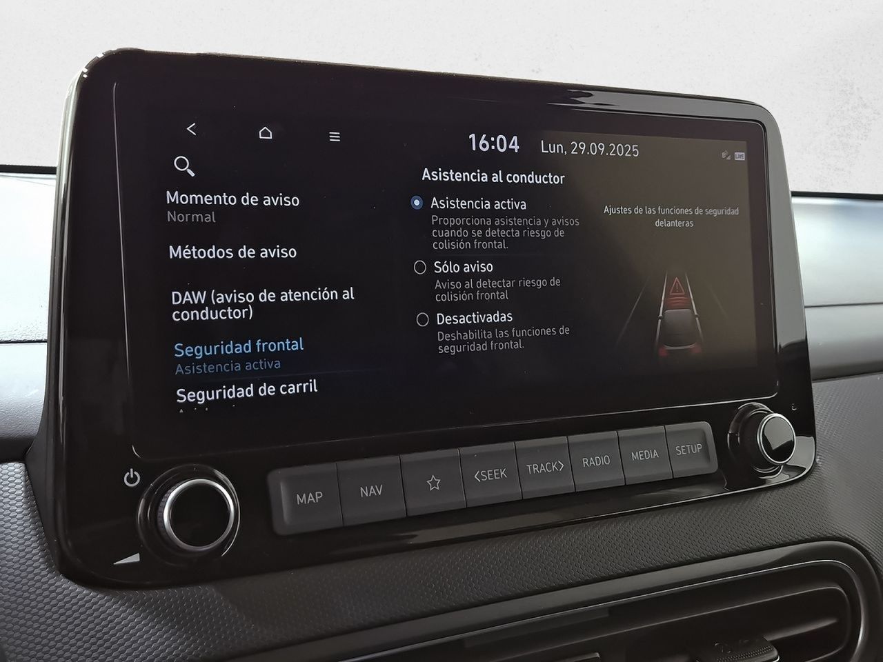 Hyundai Kona 1.6 GDI HEV Tecno 2C DCT - foto 28