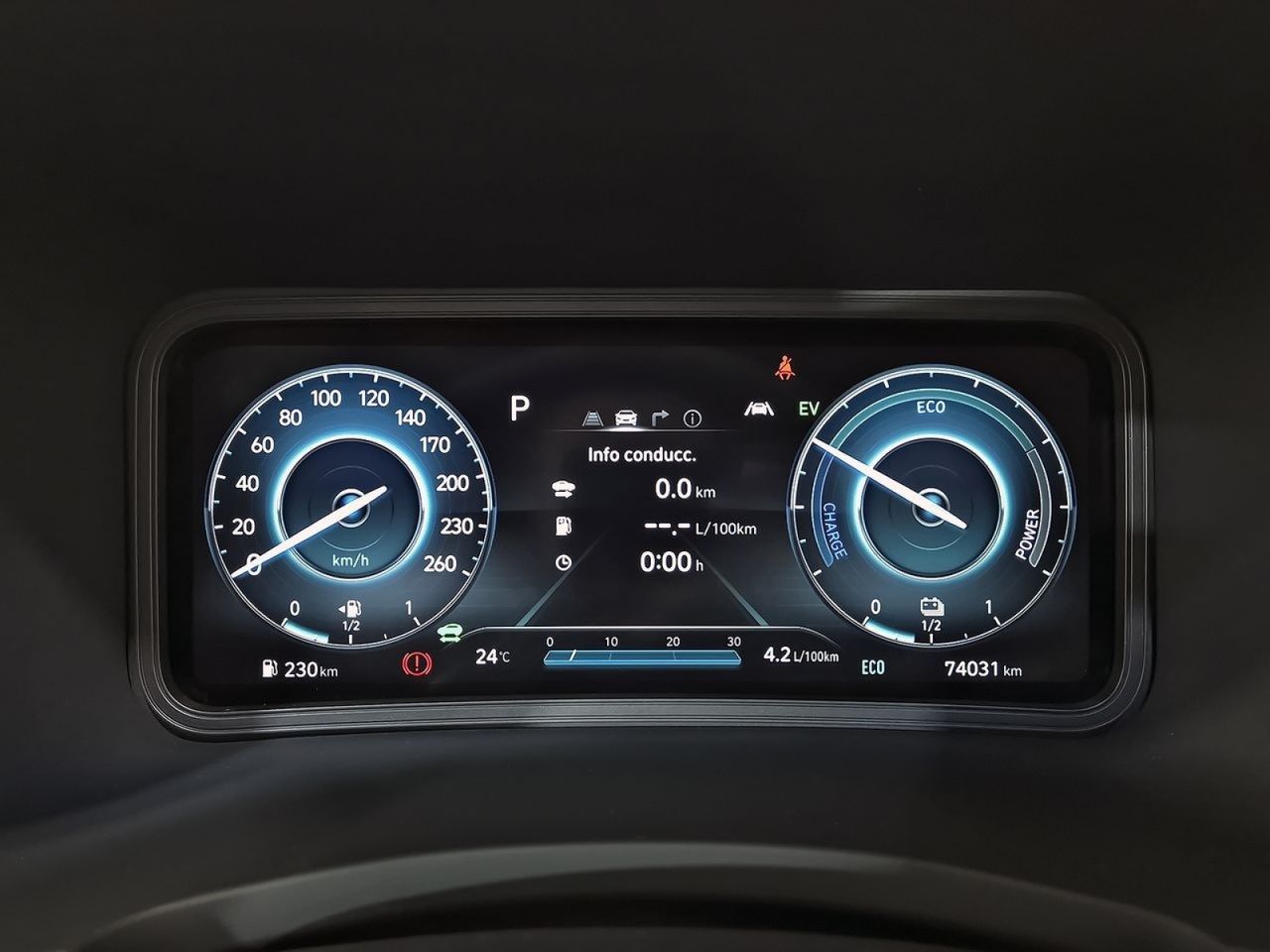 Hyundai Kona 1.6 GDI HEV Tecno 2C DCT - foto 13