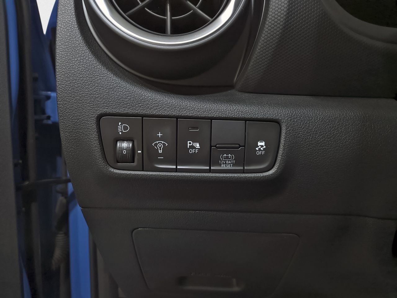 Hyundai Kona 1.6 GDI HEV Tecno 2C DCT - foto 12